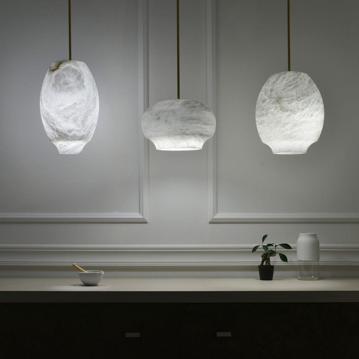 Thalia Minimalist Alabaster Pendant Light
