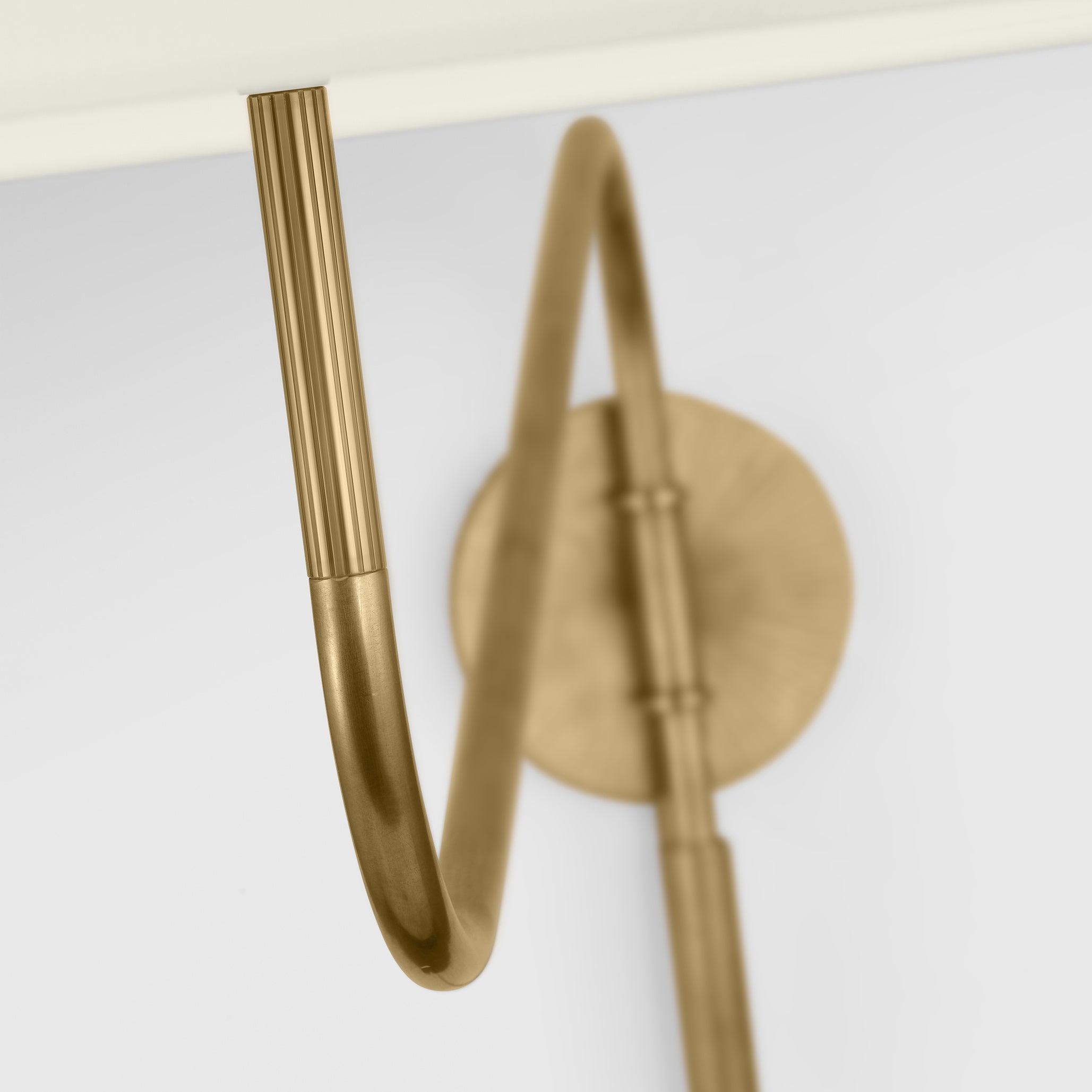 Orelaaine Wall Lamp