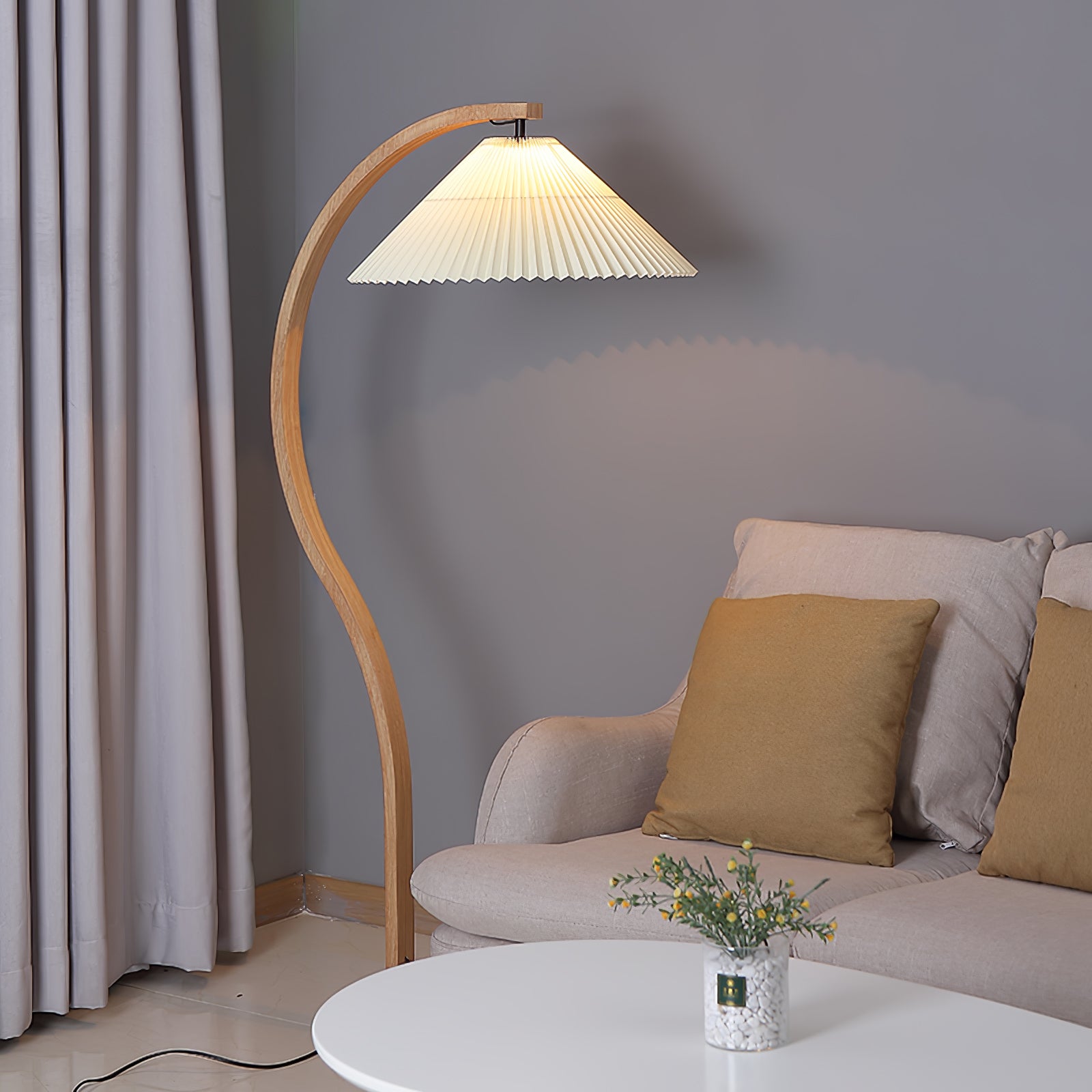 Viaro Wood Floor Lamp