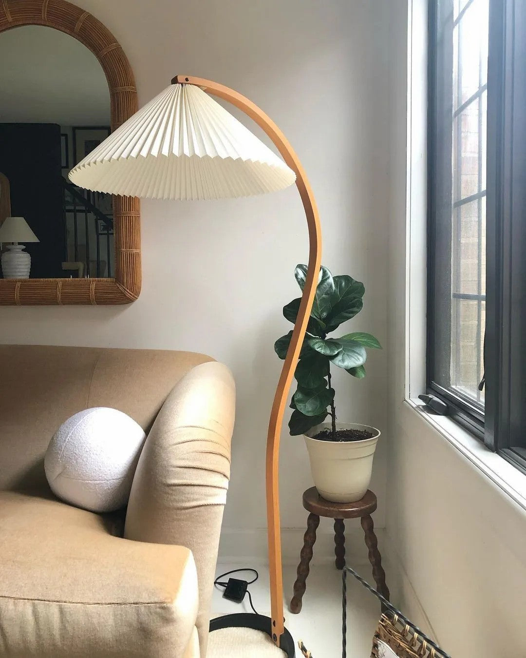 Viaro Wood Floor Lamp