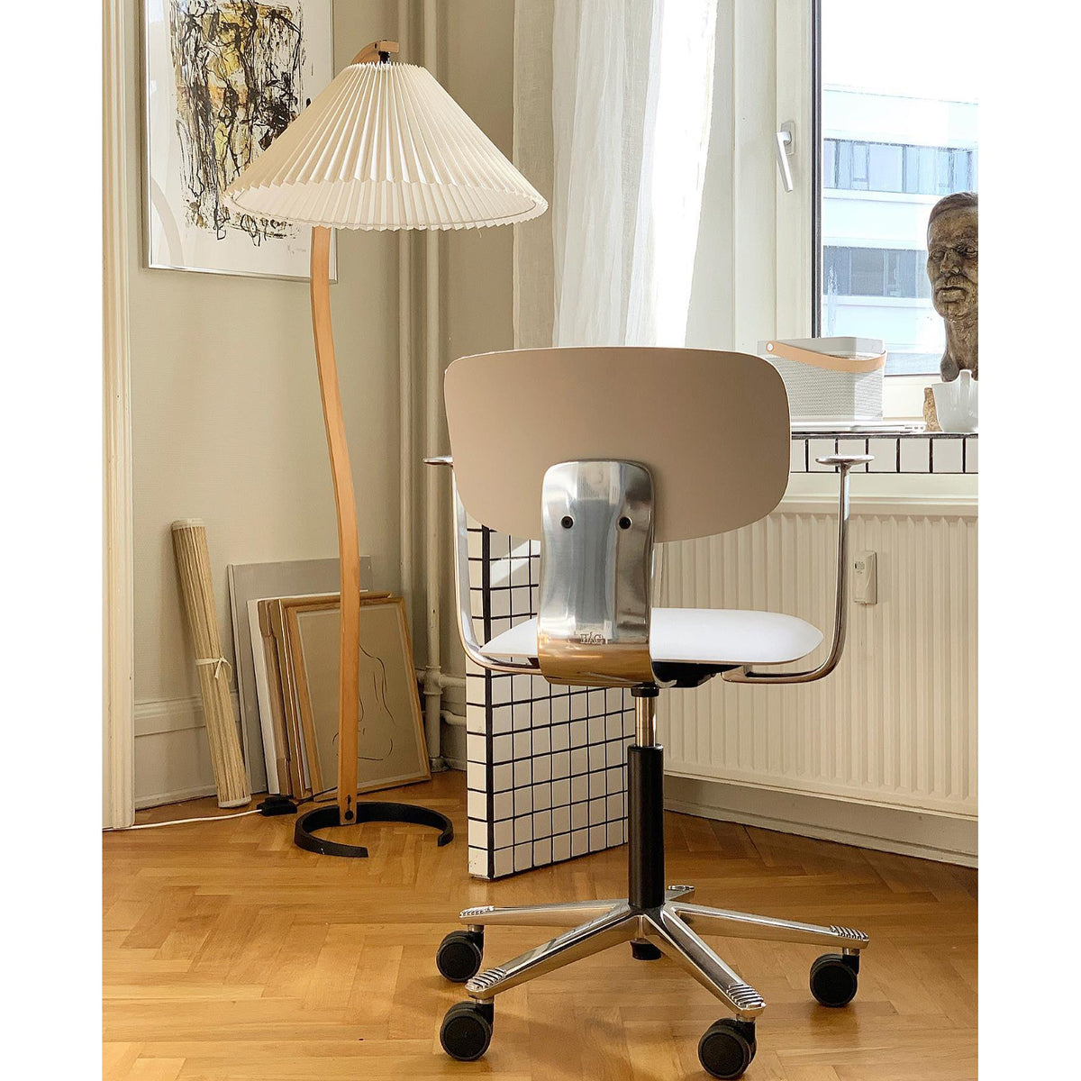 Terra Floor Lamp