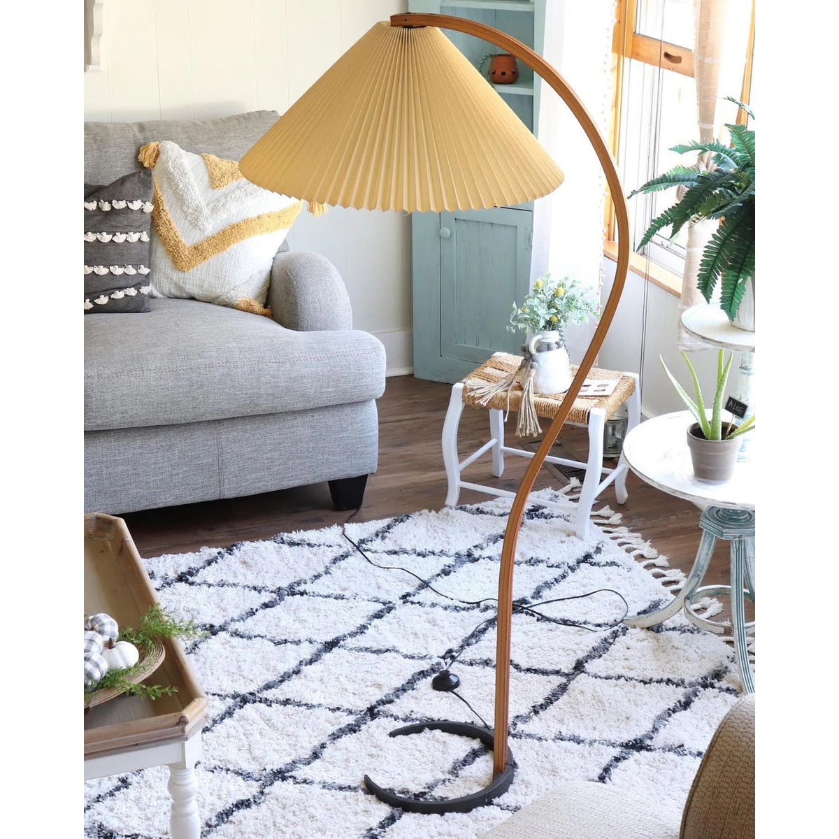 Terra Floor Lamp