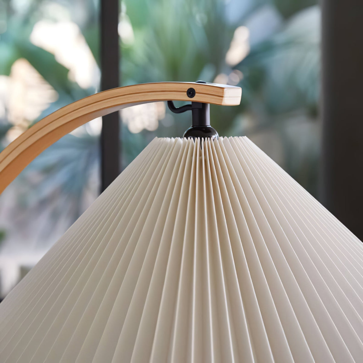Terra Floor Lamp