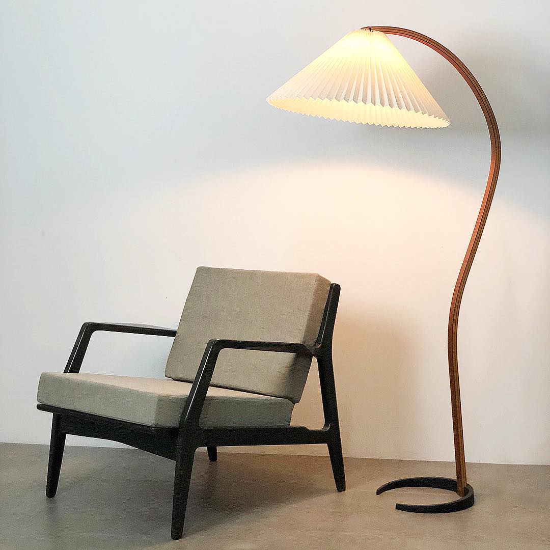 Viaro Wood Floor Lamp
