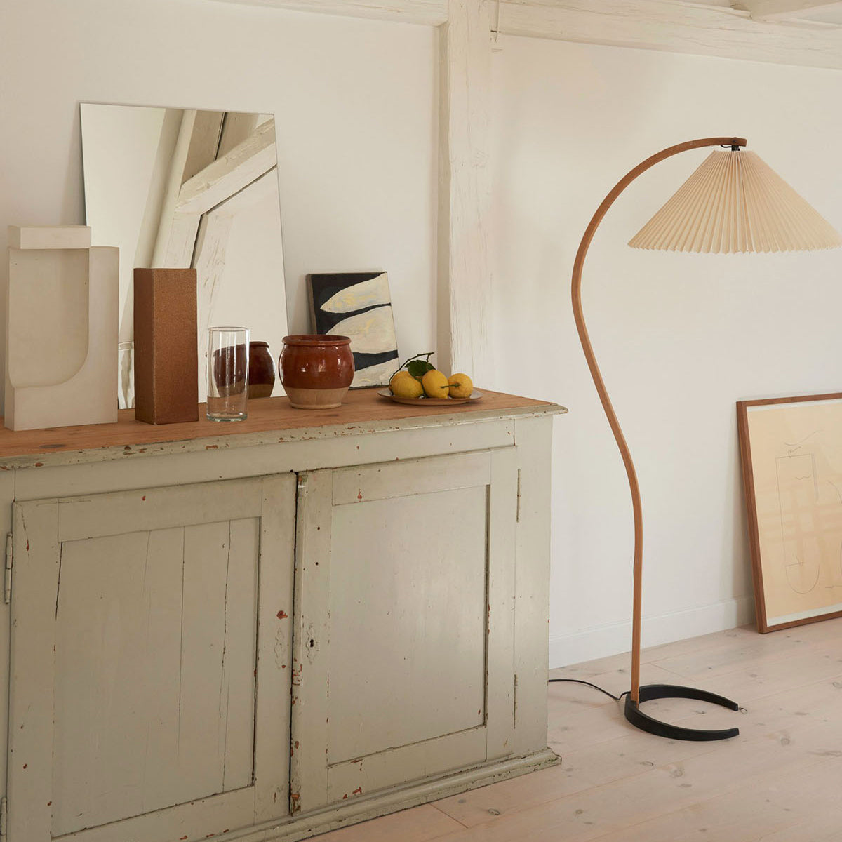 Terra Floor Lamp