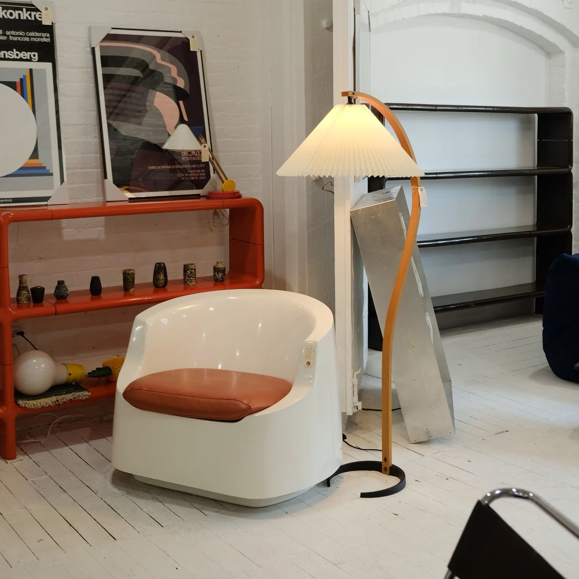 Viaro Wood Floor Lamp