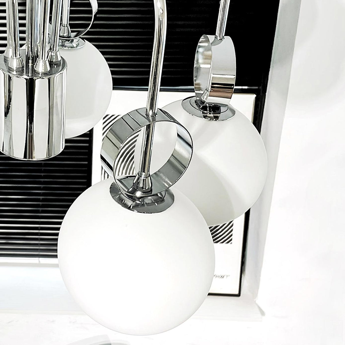 Ishaos Elegance Nordic Collection Chandelier