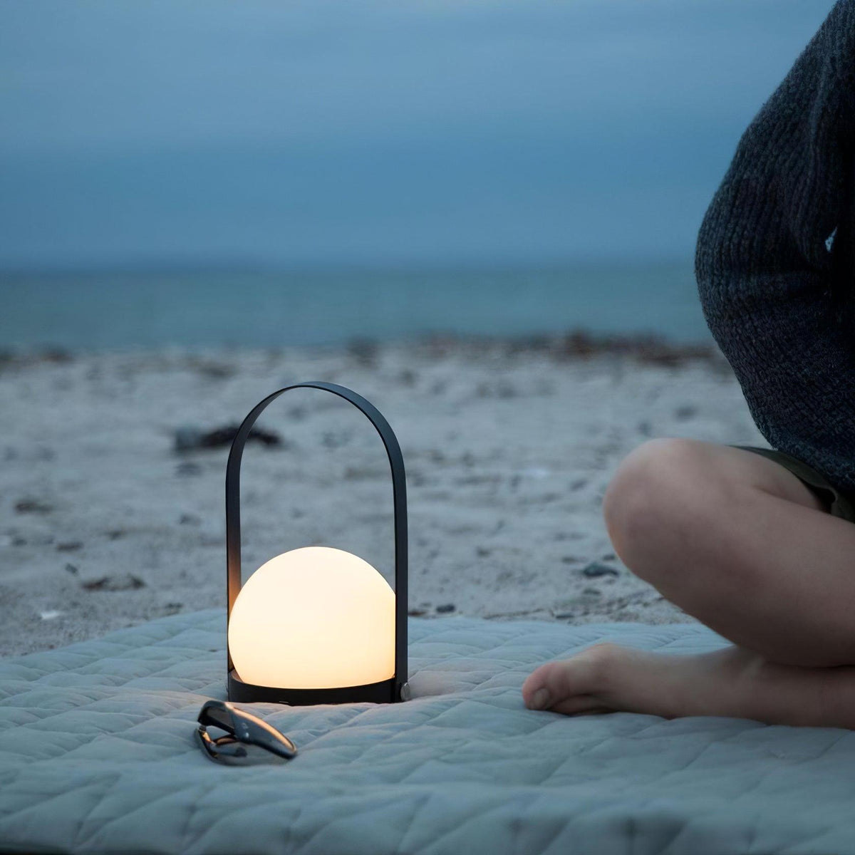 Zenon Glass Minimalist Table Lamp