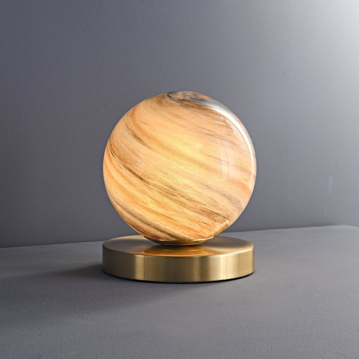 Casuelle Contemporary Brass Table Lamp