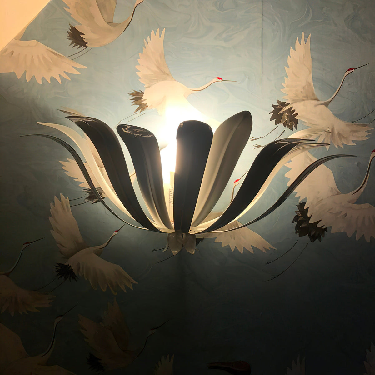 Solivette Brass Wall Lamp