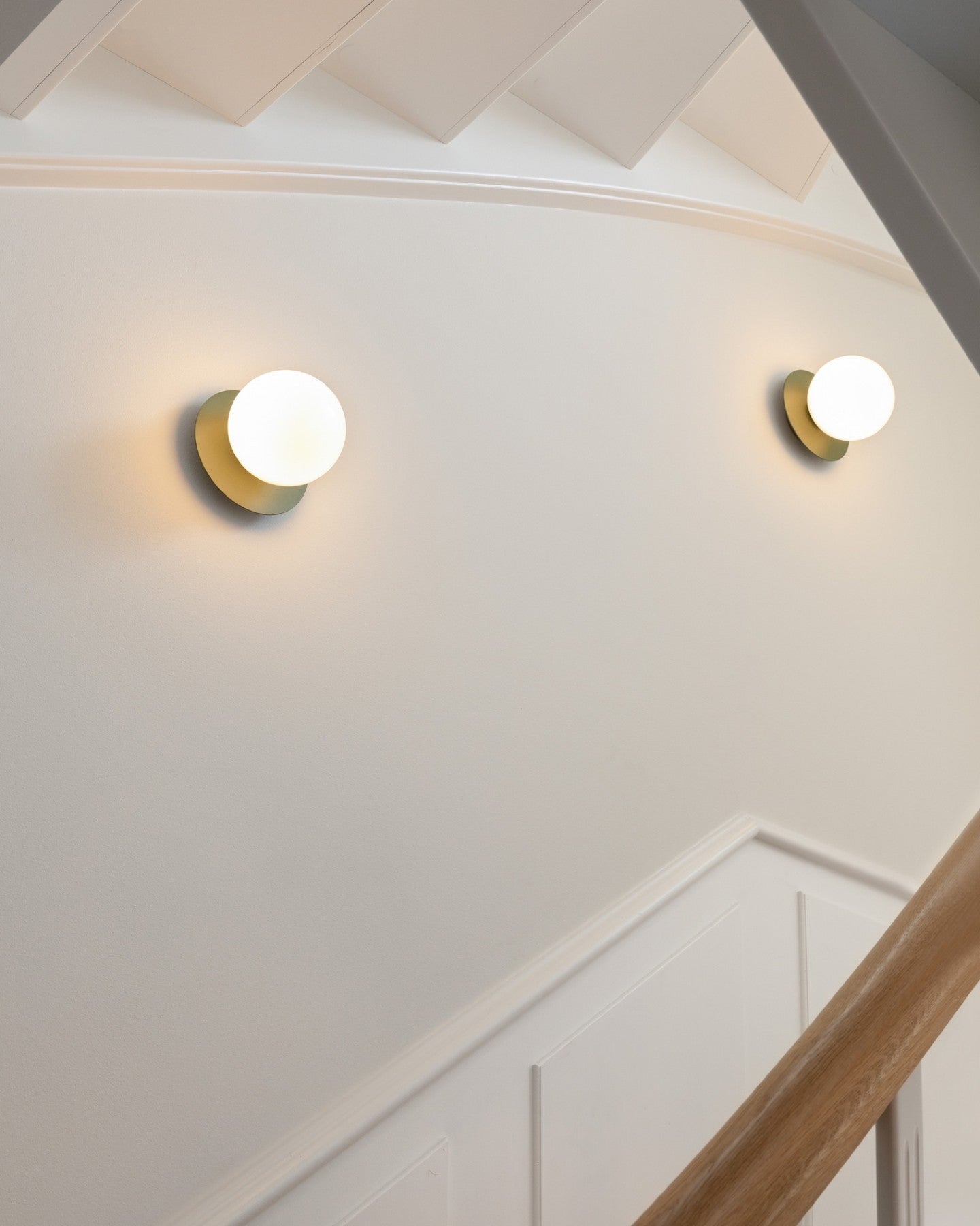 Irinor Premium Nordic Art Brass Wall Lamp