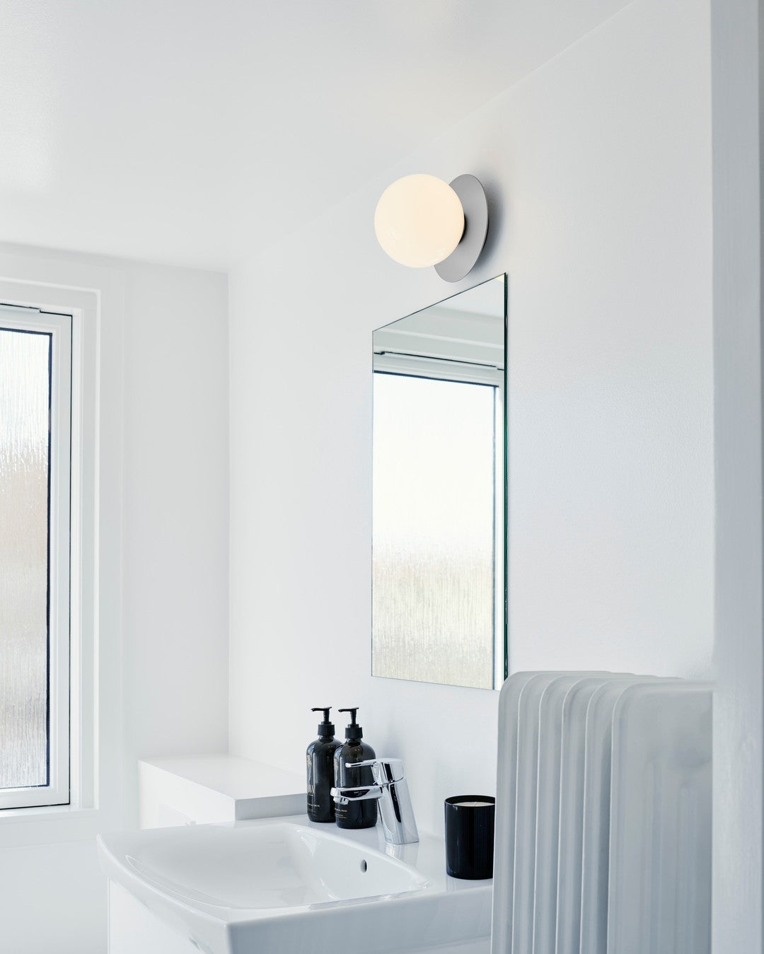 Irinor Premium Nordic Art Brass Wall Lamp