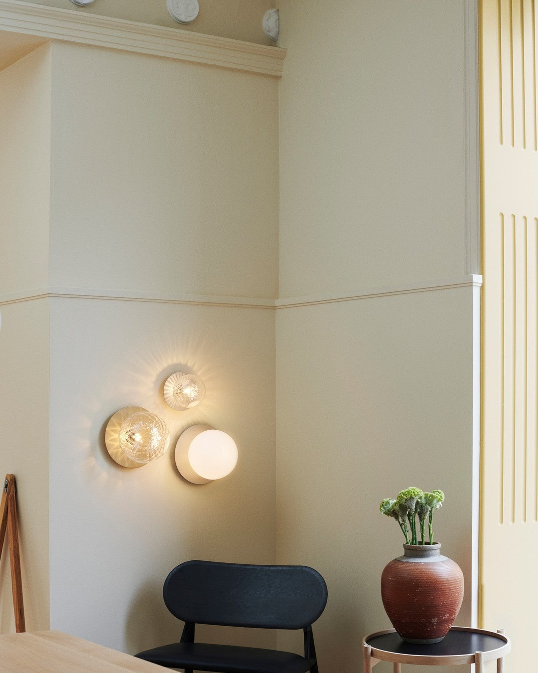 Irinor Premium Nordic Art Brass Wall Lamp