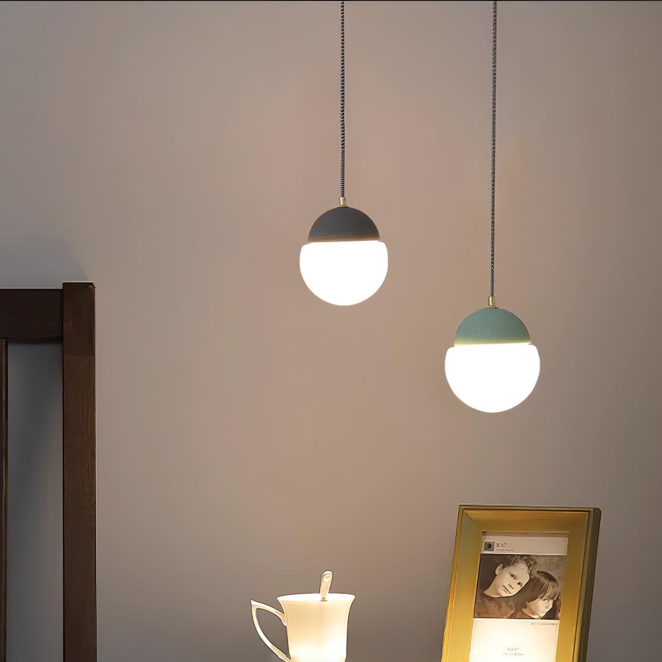 Ilraearis Glass Pendant Light