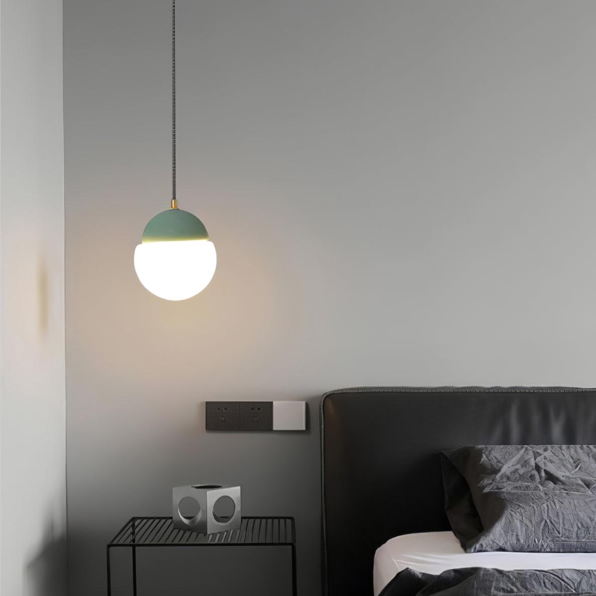 Ilraearis Glass Pendant Light