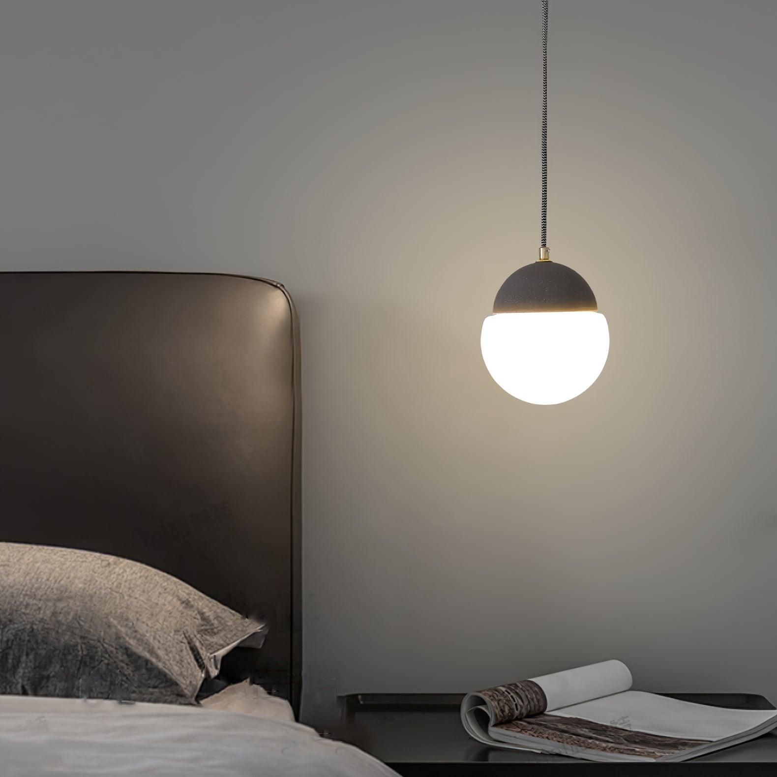 Ilraearis Glass Pendant Light