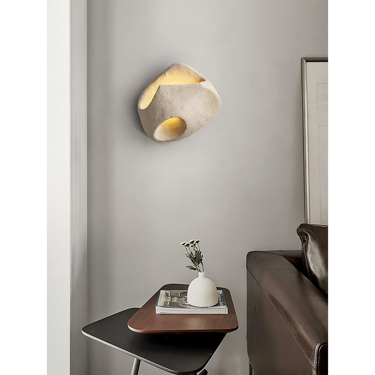 Tora Wall Lamp