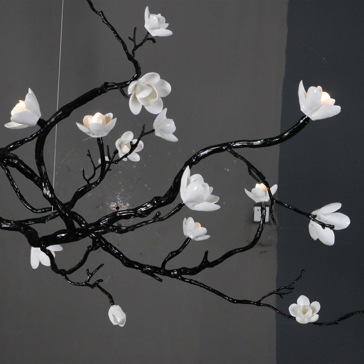 Fioeiel Chandelier Ceramic Flower Black Branch