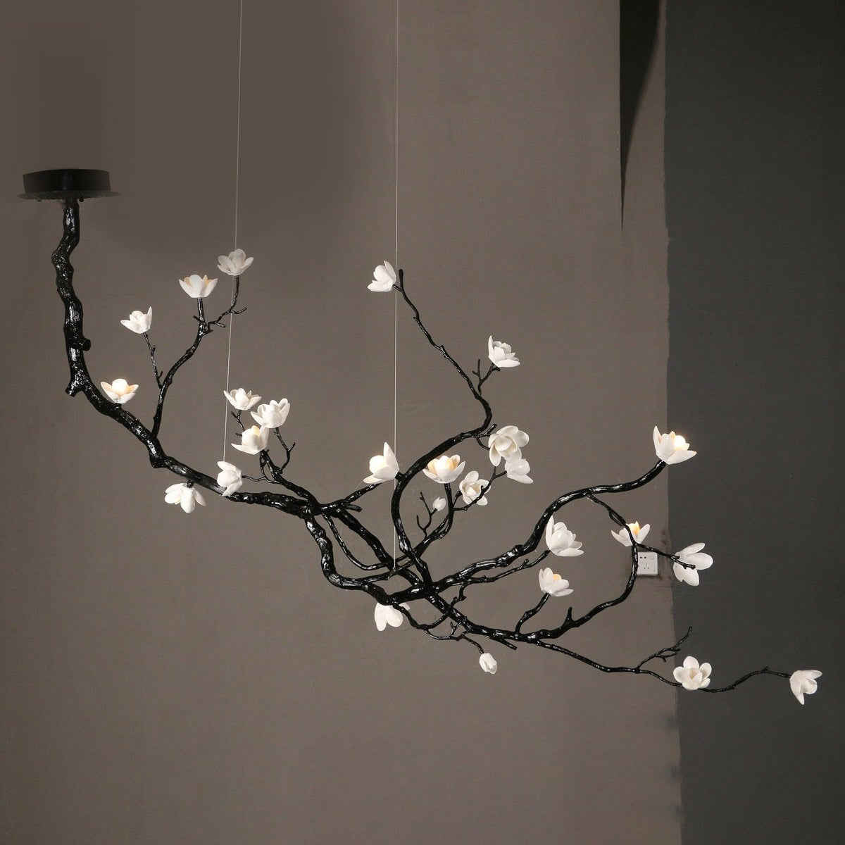 Fioeiel Chandelier Ceramic Flower Black Branch
