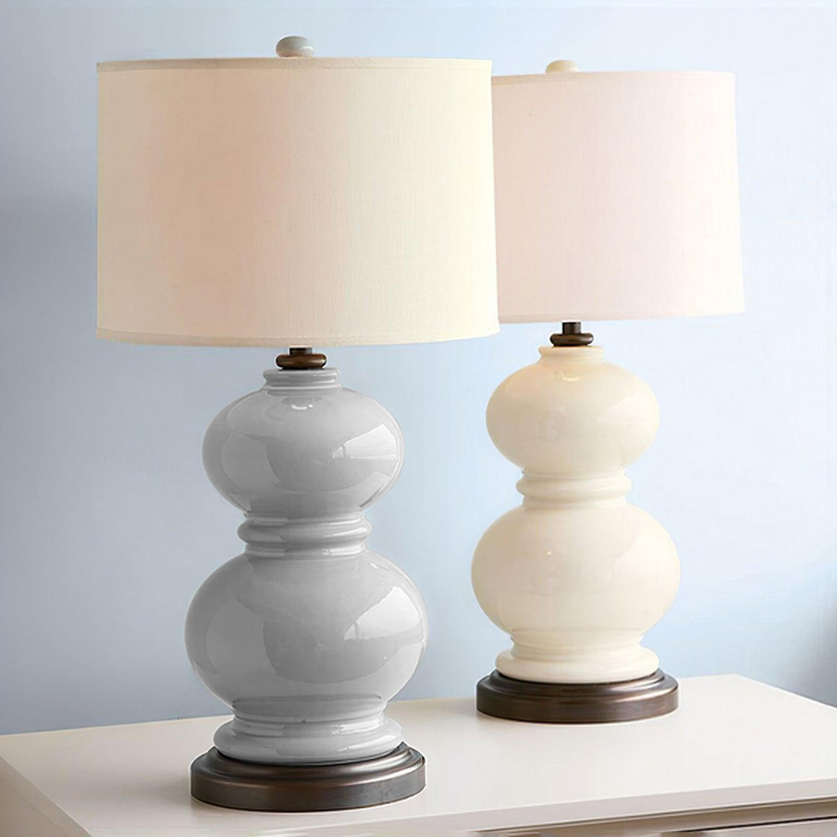 Velivella Modern Table Lamp