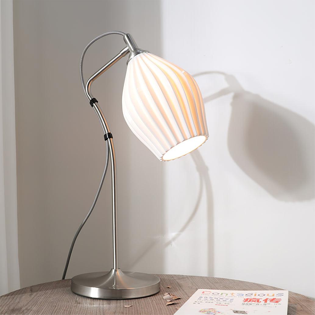Cirarina Vintage Table Lamp