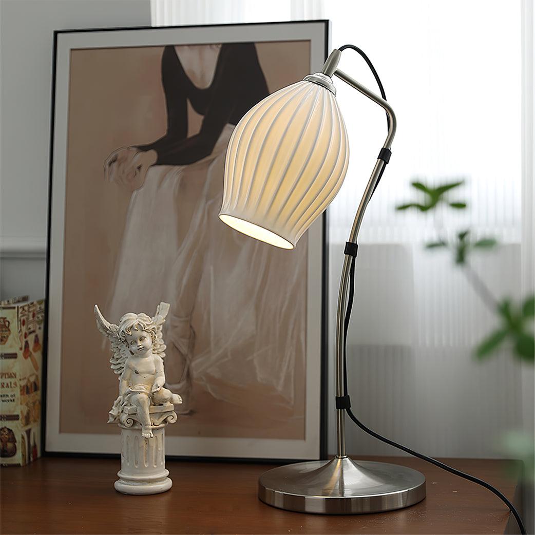Cirarina Vintage Table Lamp