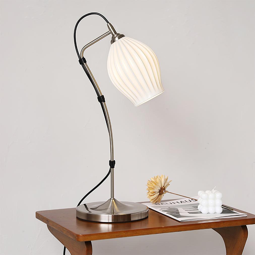 Cirarina Vintage Table Lamp