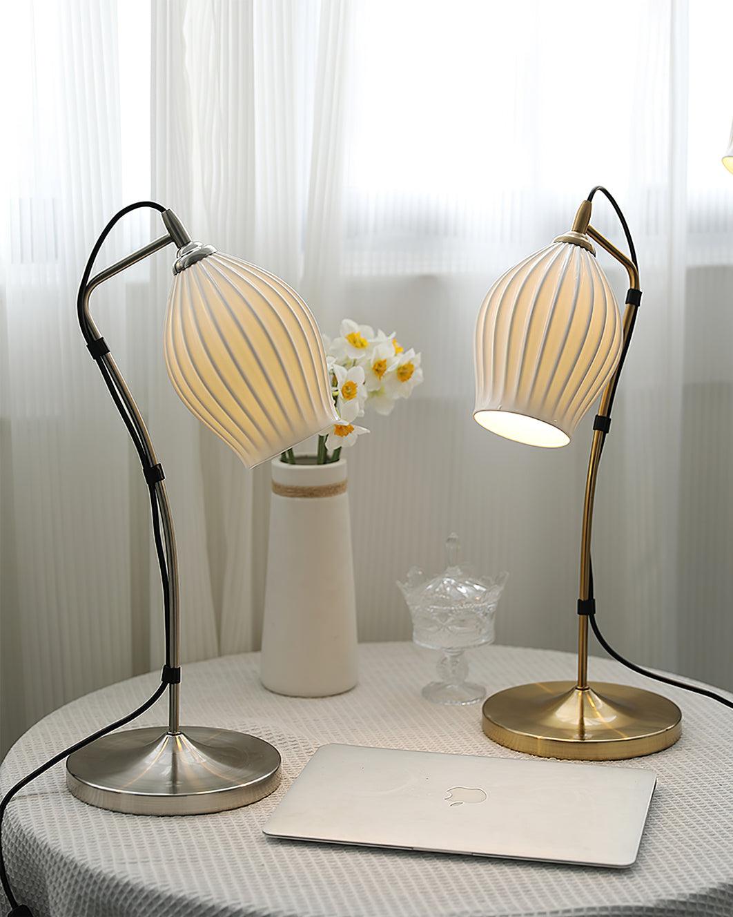 Cirarina Vintage Table Lamp