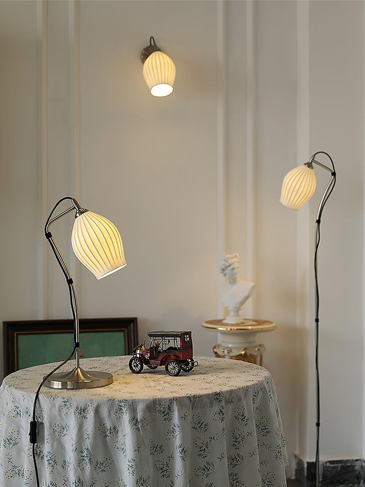 Zotalisra Modern Minimalist Ribbed Ceramic Wall light