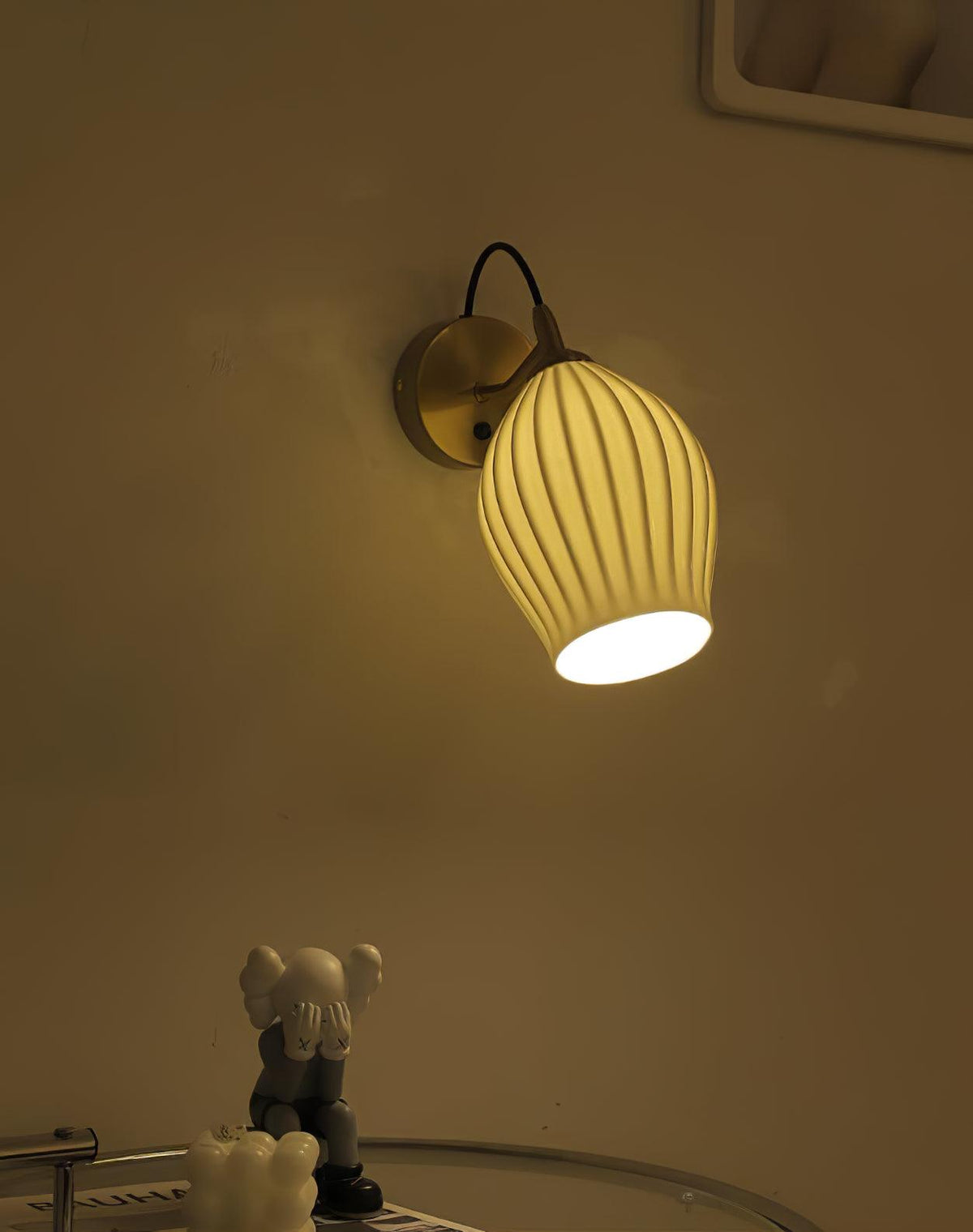 Zotalisra Modern Minimalist Ribbed Ceramic Wall light