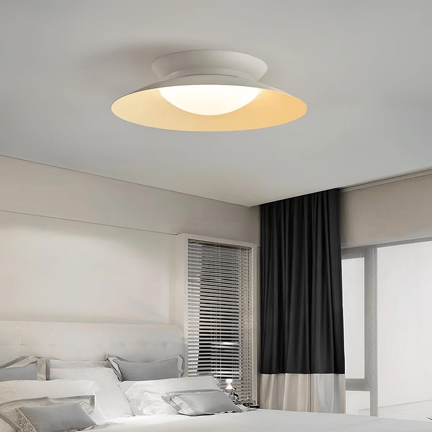 Zezoraris Ceiling Light