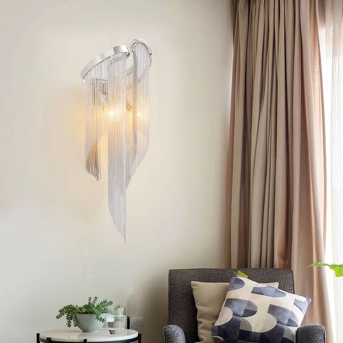 Zeveliel Wall Light