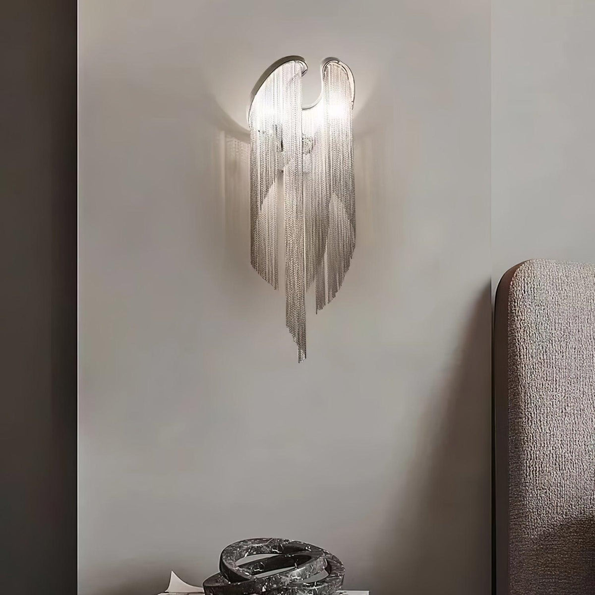 Zeveliel Wall Light