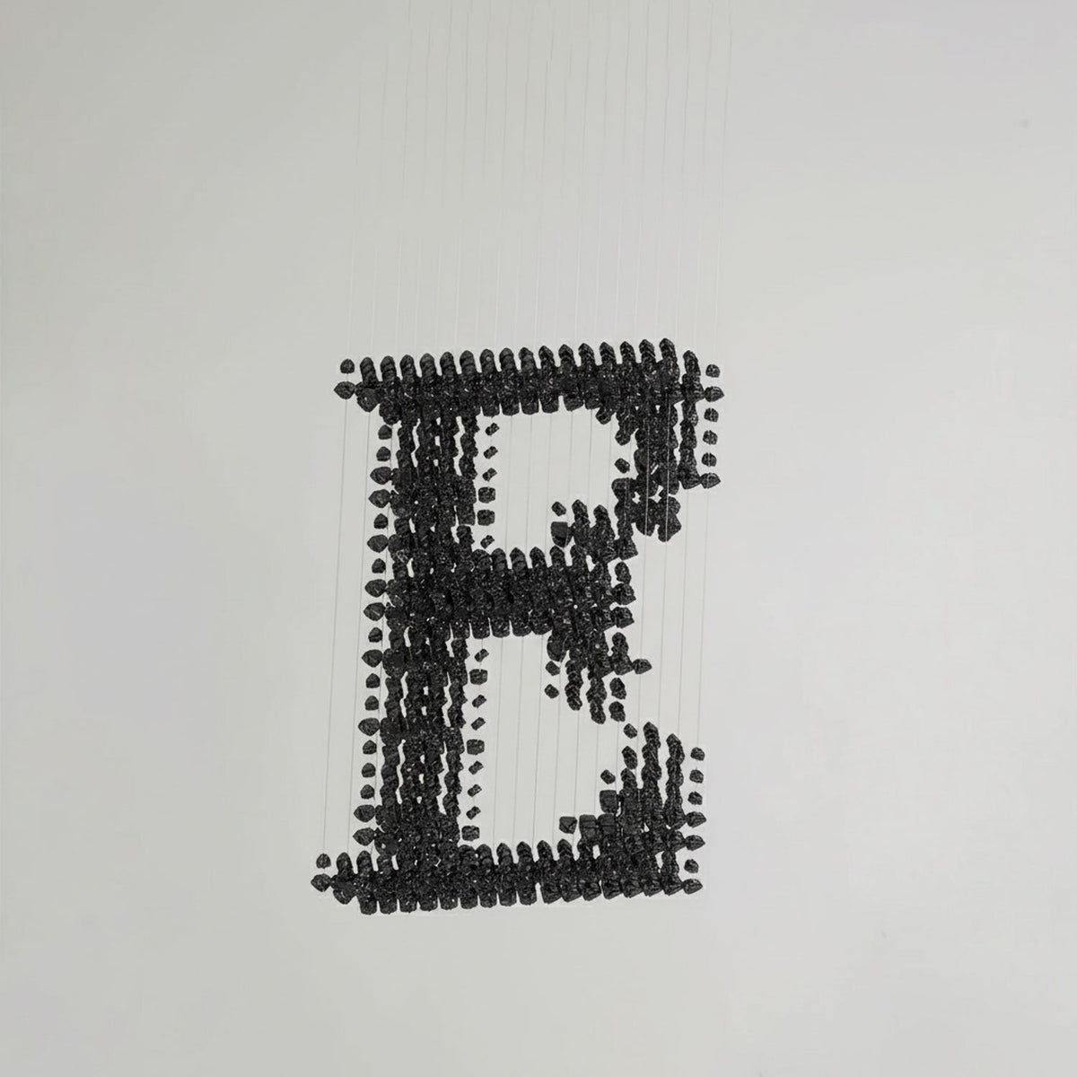 Orinridge Black Stones Chandelier