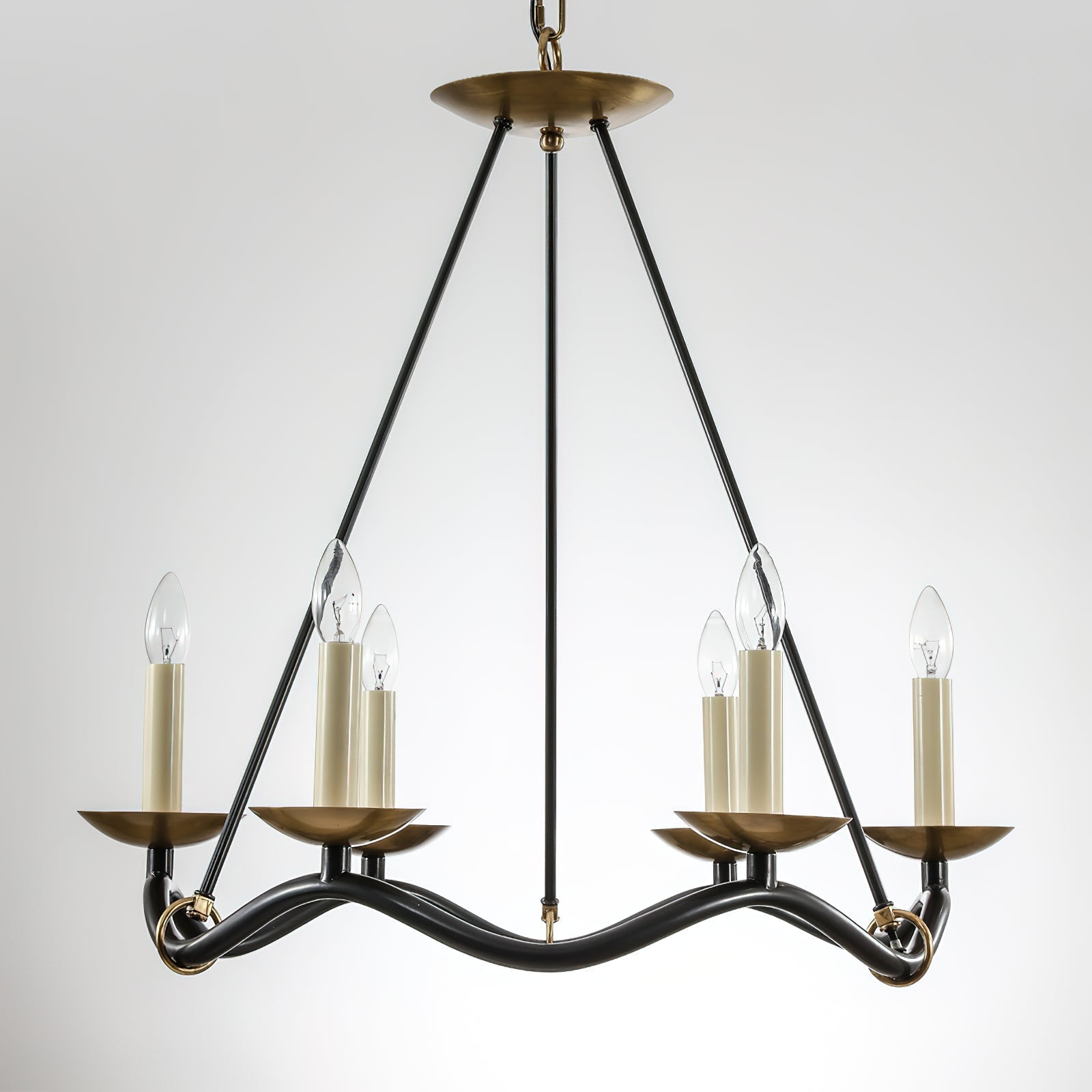Evenor Elegance Vintage Brass Chandelier