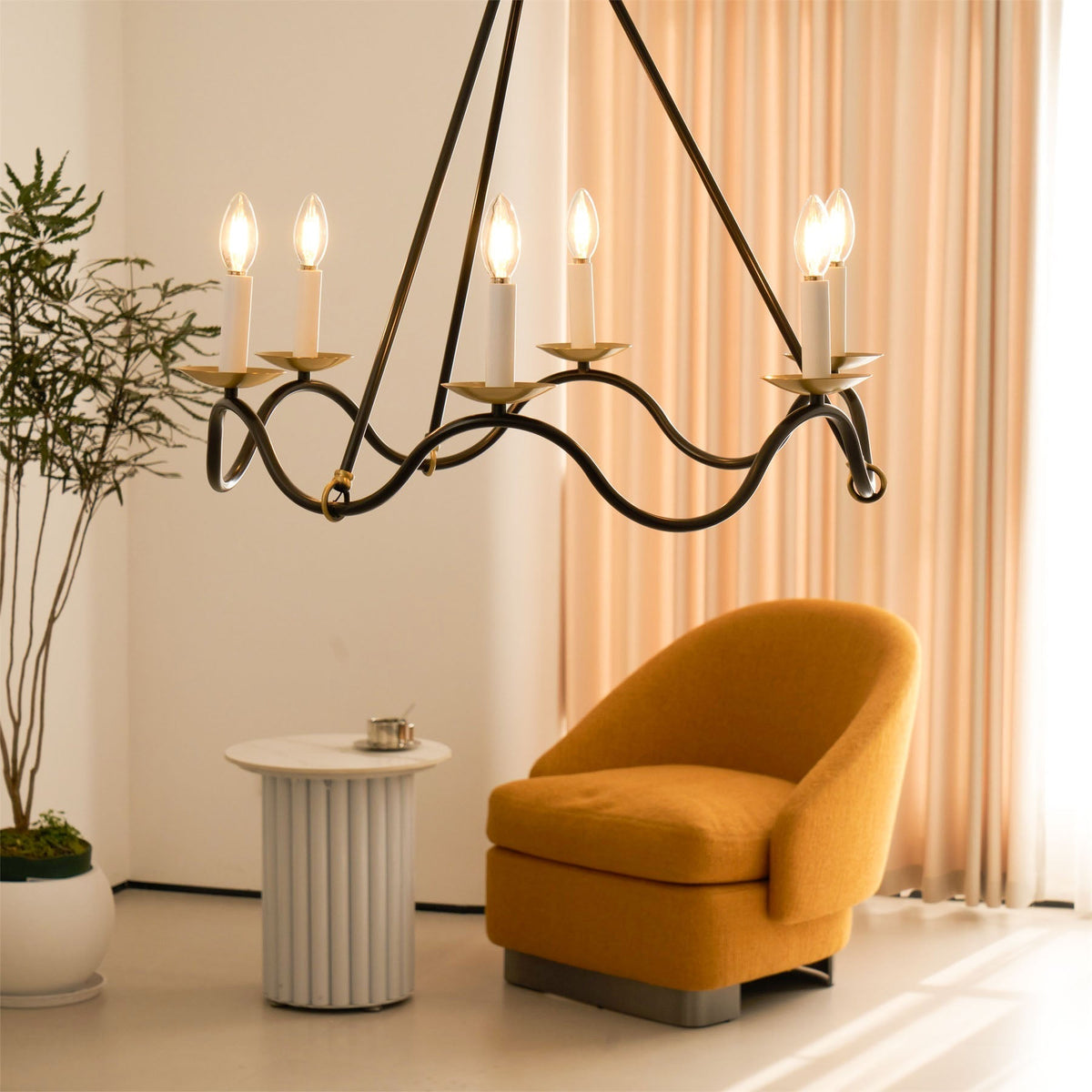 Evenor Elegance Vintage Brass Chandelier