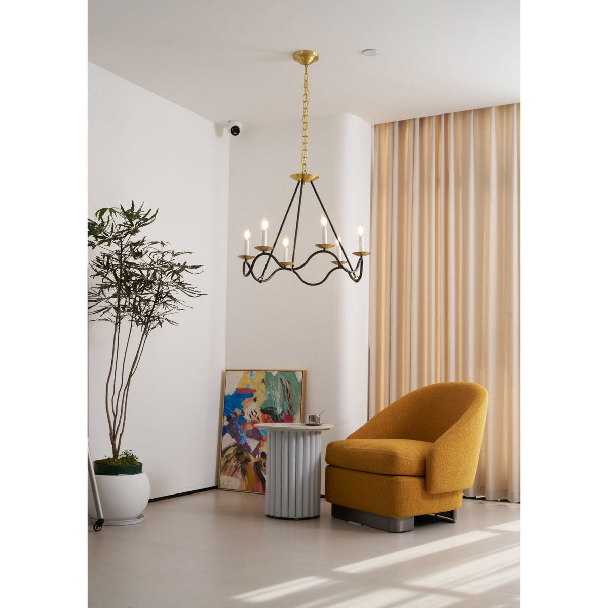 Evenor Elegance Vintage Brass Chandelier
