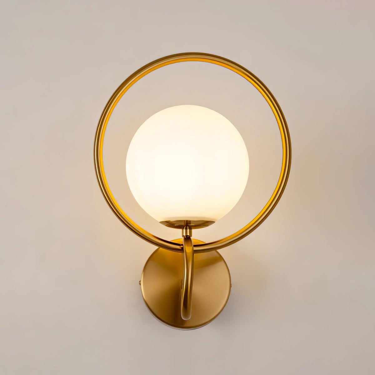 Jaxon Minimalist Wall Lamp
