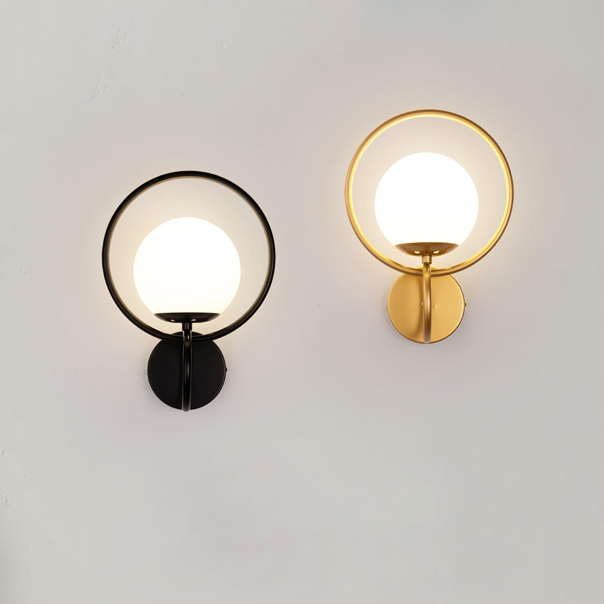 Jaxon Minimalist Wall Lamp