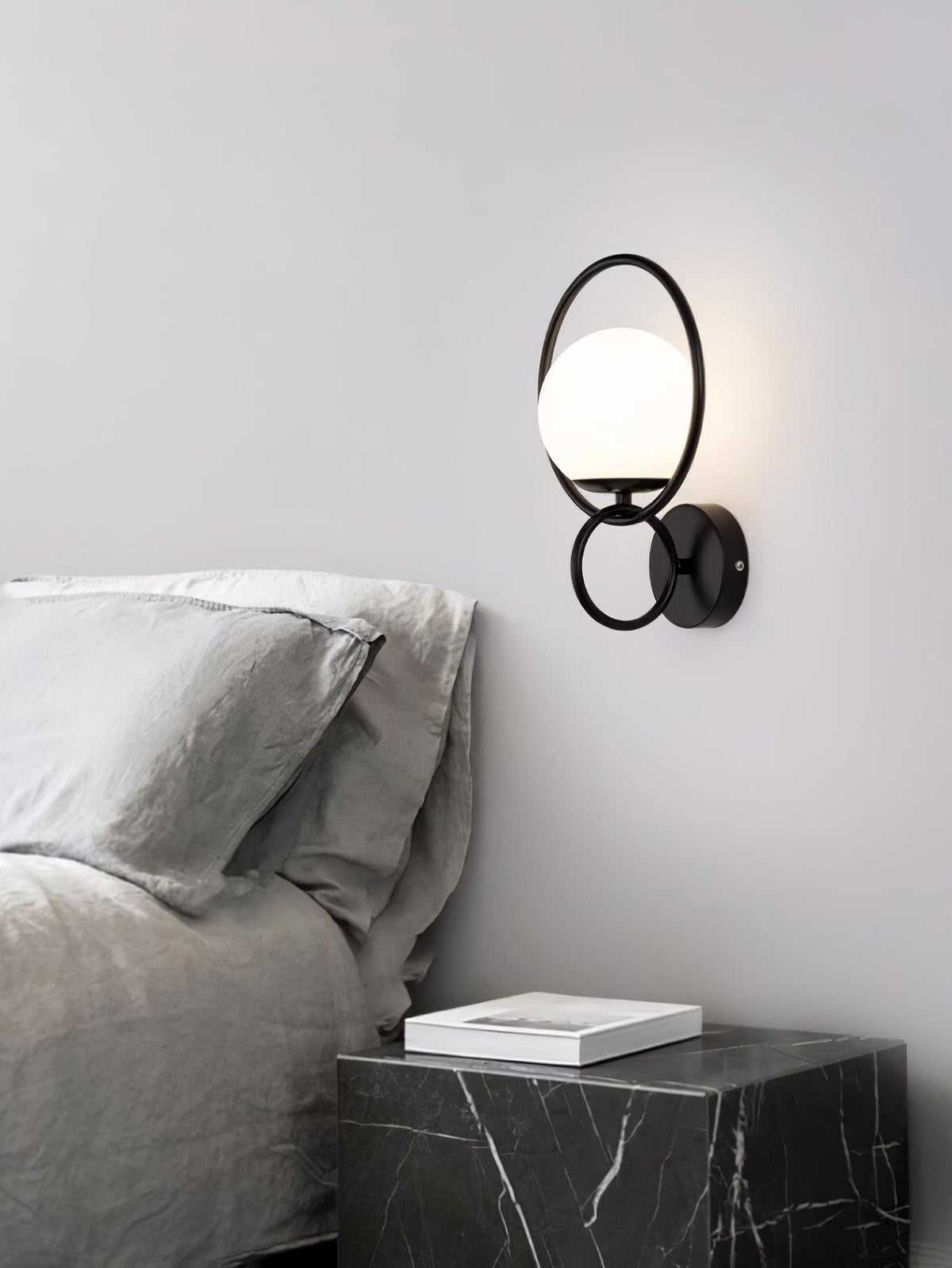 Jaxon Minimalist Wall Lamp