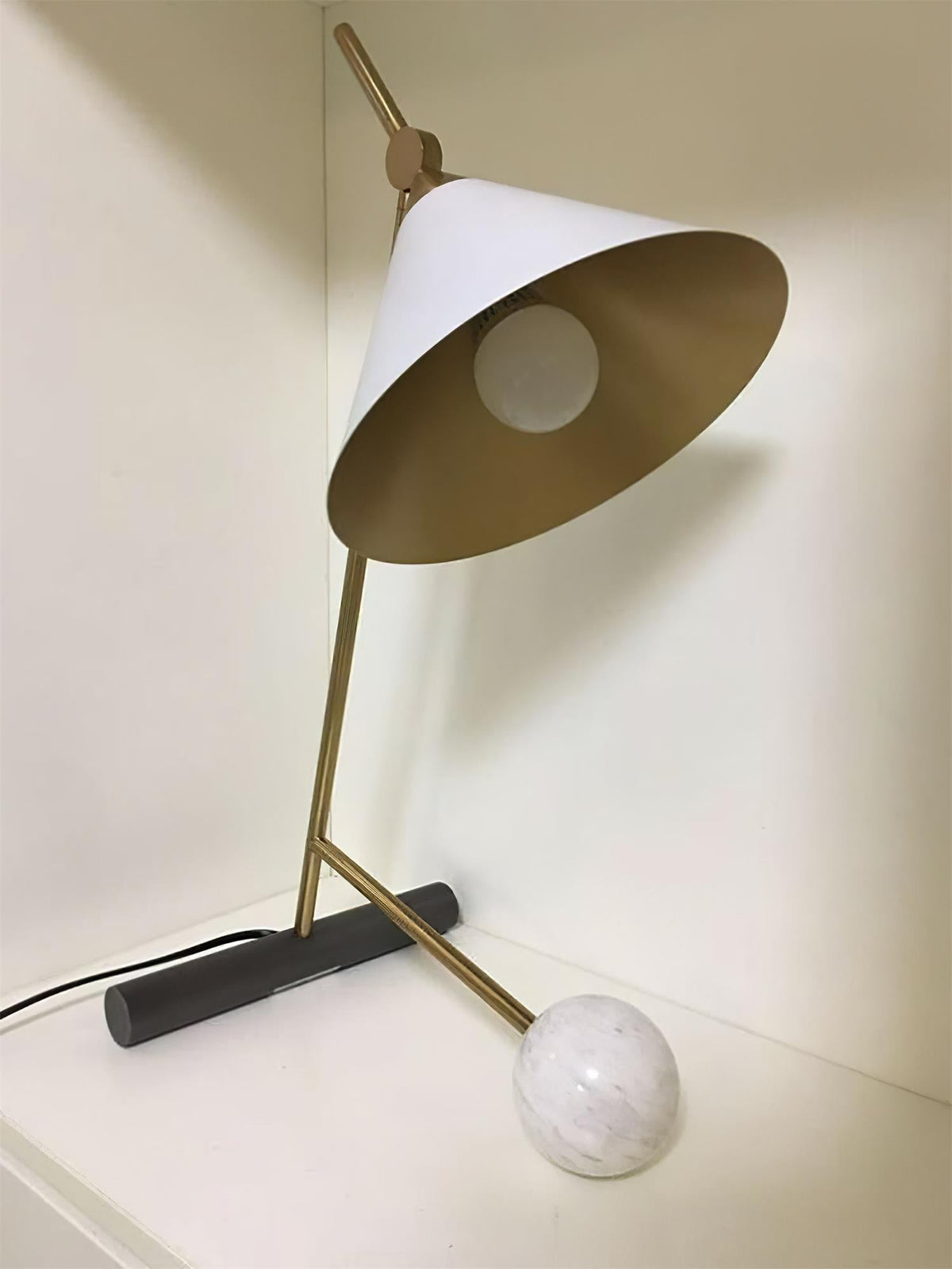 Avelo Marble Geometric Table Lamp