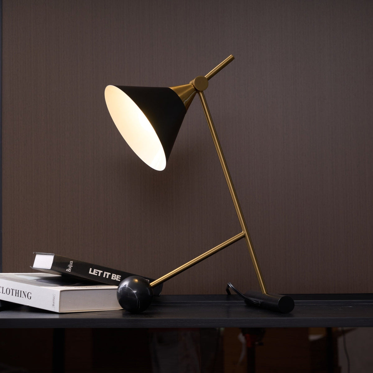 Avelo Marble Geometric Table Lamp