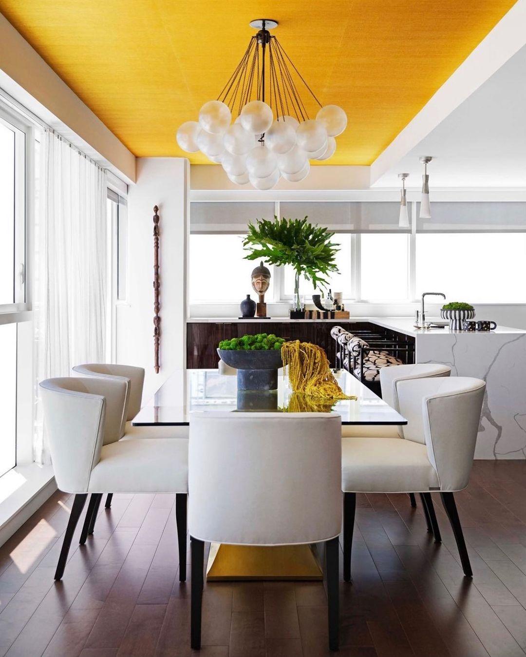 Eiririra Chandelier Bubble Frosted Glass