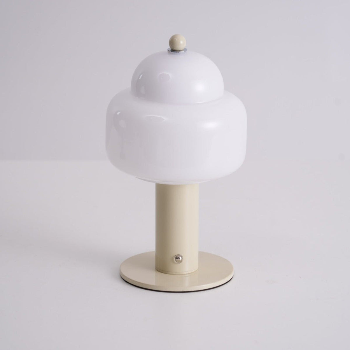 Avenaella Modern Table Lamp