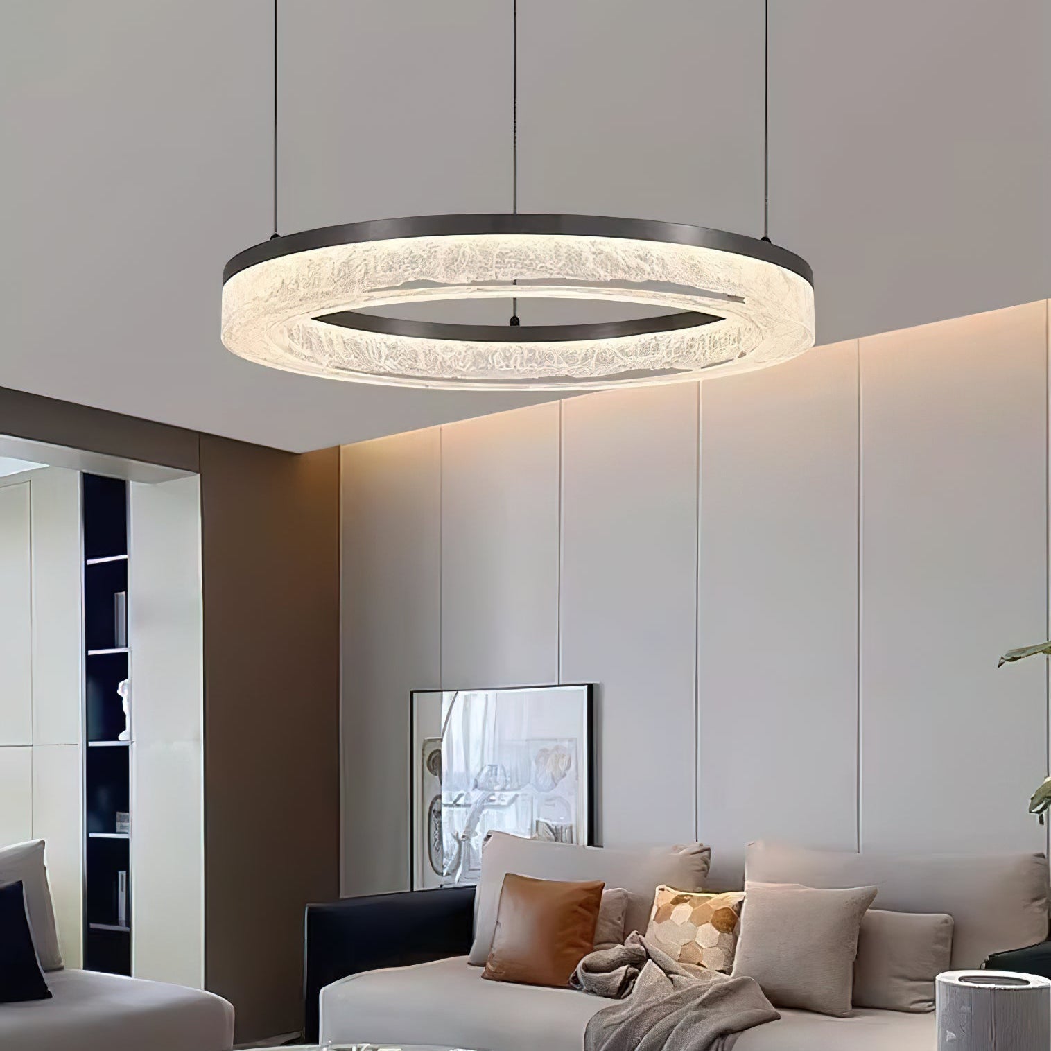 Elaiaine Chandelier