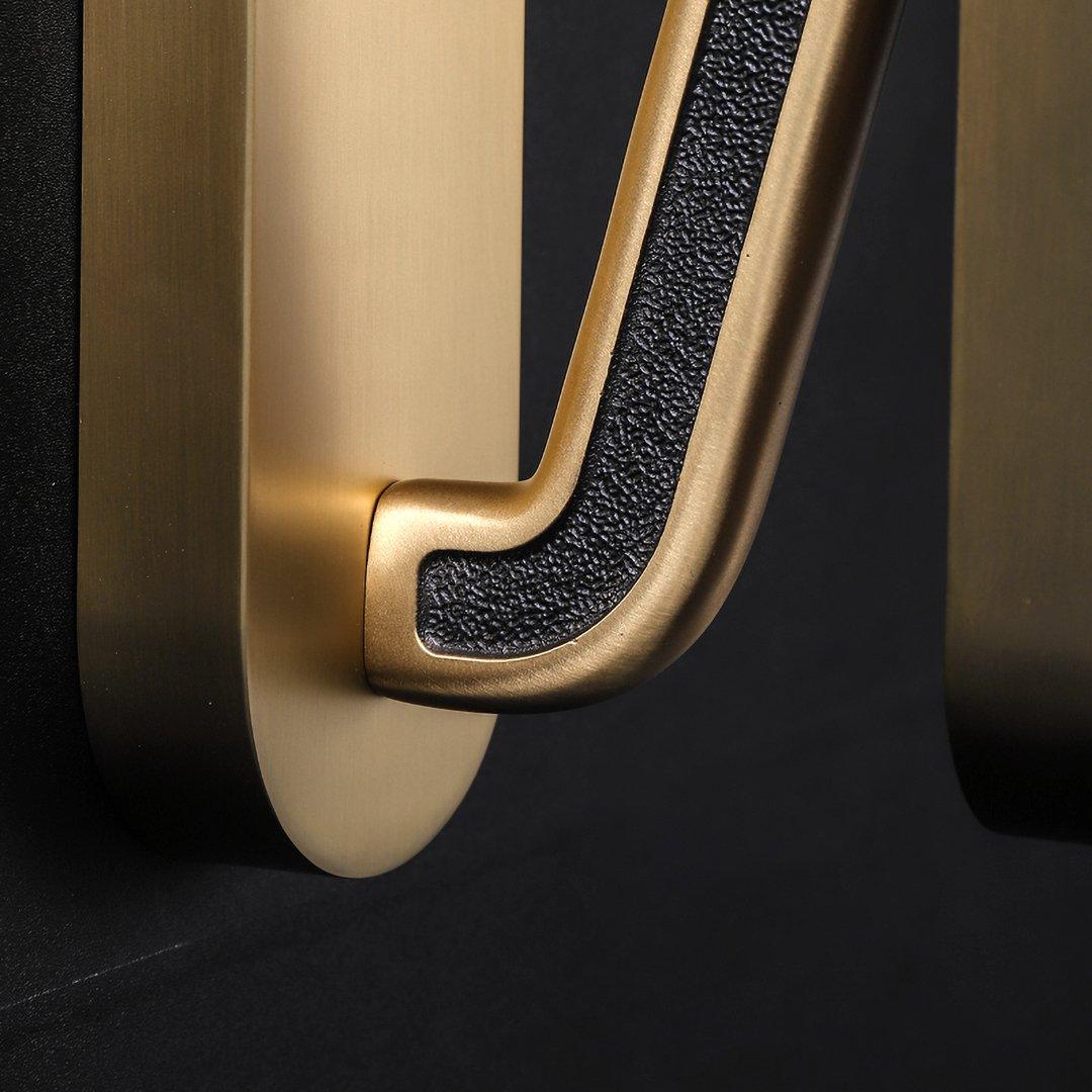 Oriararia Wall Lamp Brass Slotted Grill