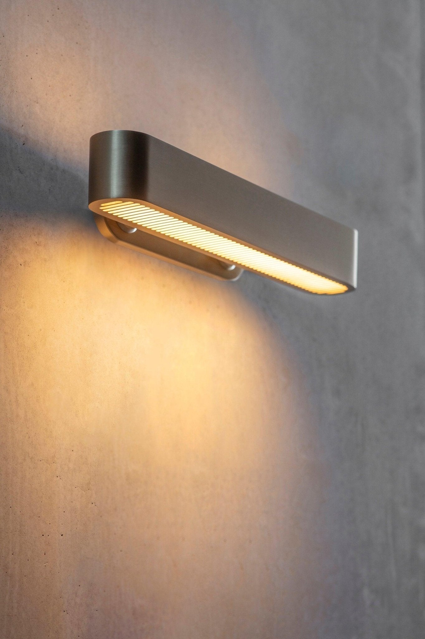 Oriararia Wall Lamp Brass Slotted Grill