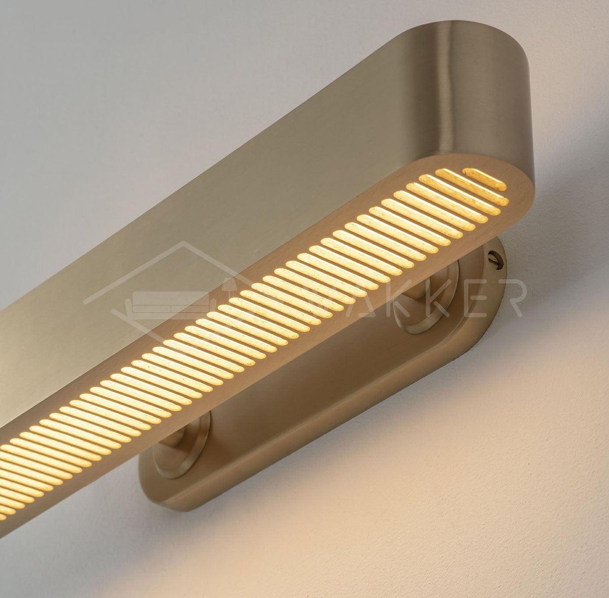 Oriararia Wall Lamp Brass Slotted Grill