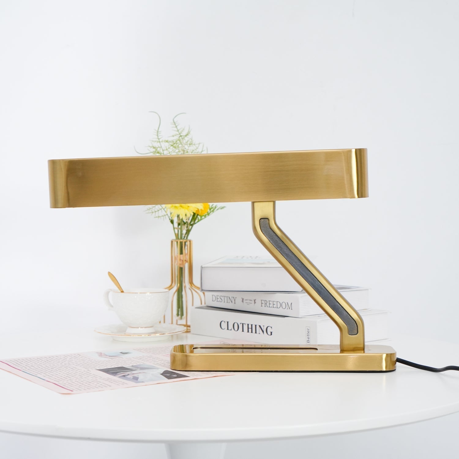 Fred Modern Table Lamp