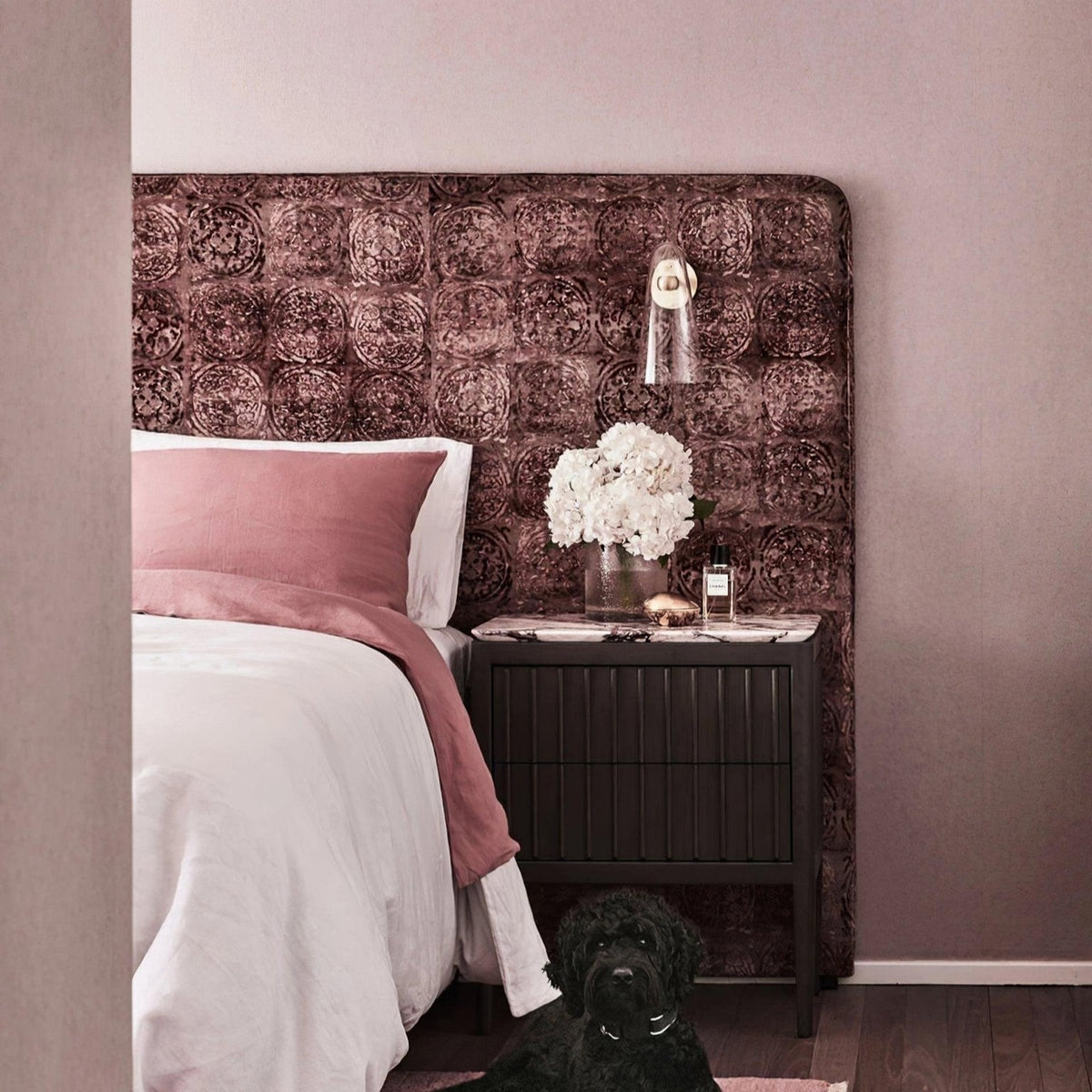 Yoke Glass Wall Lamp